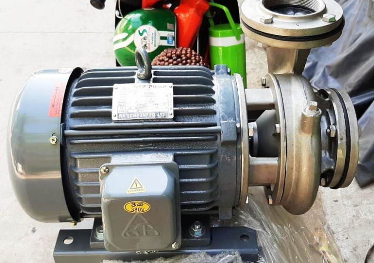 Nhóm nguyên nhân điện khiến máy bơm chạy chập chờn